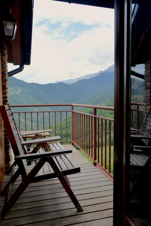 Ansobell Casa Rural Al Pirineu מראה חיצוני תמונה