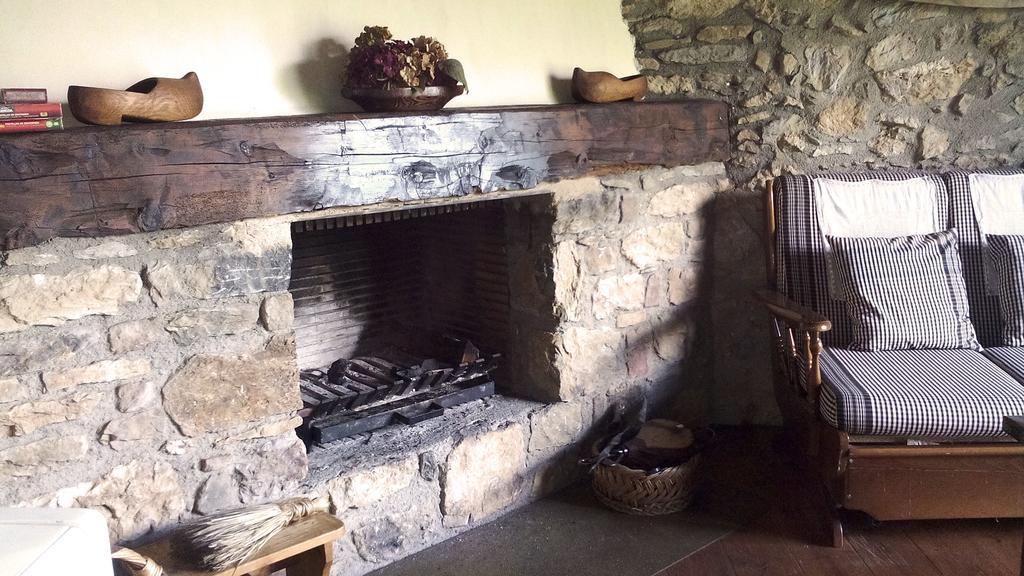 Ansobell Casa Rural Al Pirineu מראה חיצוני תמונה